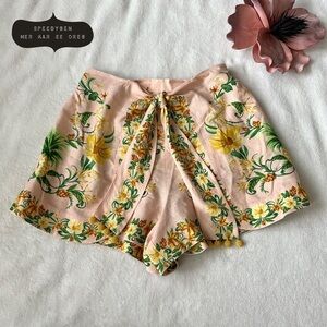 NWT FARM RIO Pink Botanical Beauty Shorts size Small